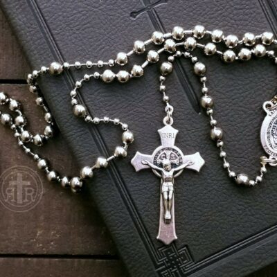 Pros and Cons of Different Rosaries